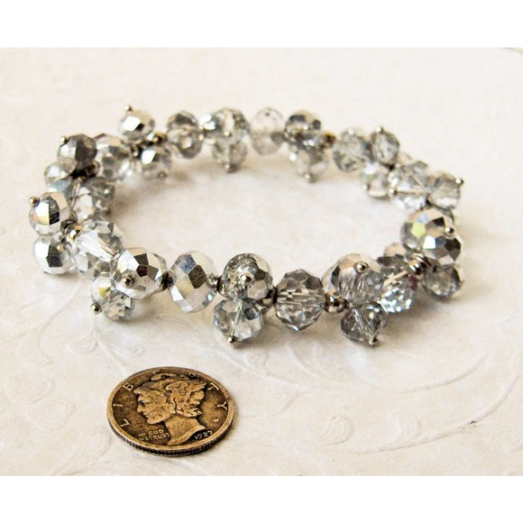 Vintage AB Aurora Borealis Crystal Cha Cha Stretch Bracelet - Picture 3 of 5